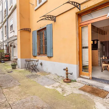 Charming 4 People Sathonay Terreaux Apartment *