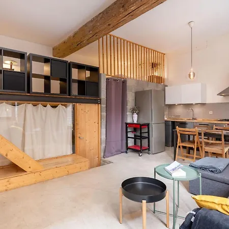 Charming 4 People Sathonay Terreaux
